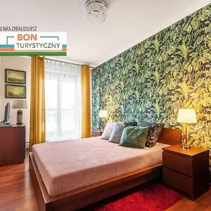 https://charming-apartment-by-the-river.gdanskhotel.org