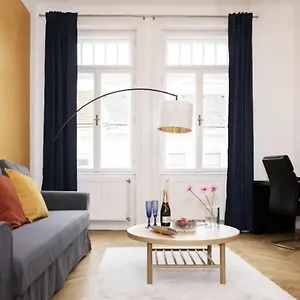 https://calm-60m2-flat-close-to-center.vienna-besthotels.com
